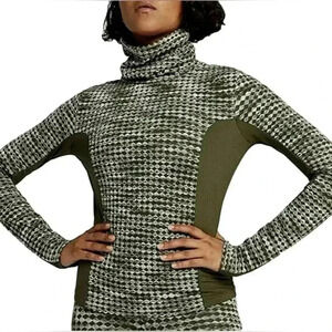 Nike Pro HyperWarm Women's Cowl Mock Neck Pull Over Long Sleeve Training Shirt L